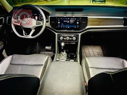 ڤۆڵکسواگن ئەتلەس